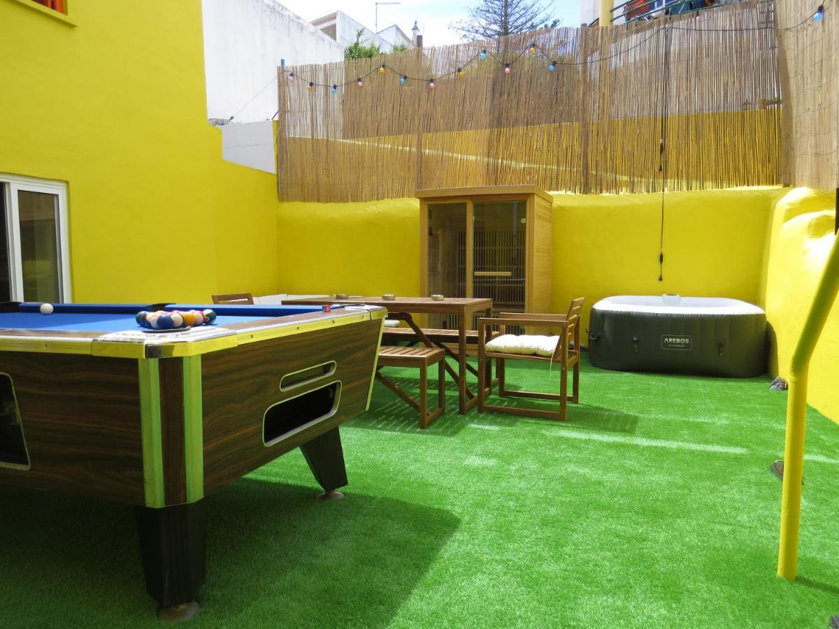 The Macarena Beach Hostel Lagos Exterior foto
