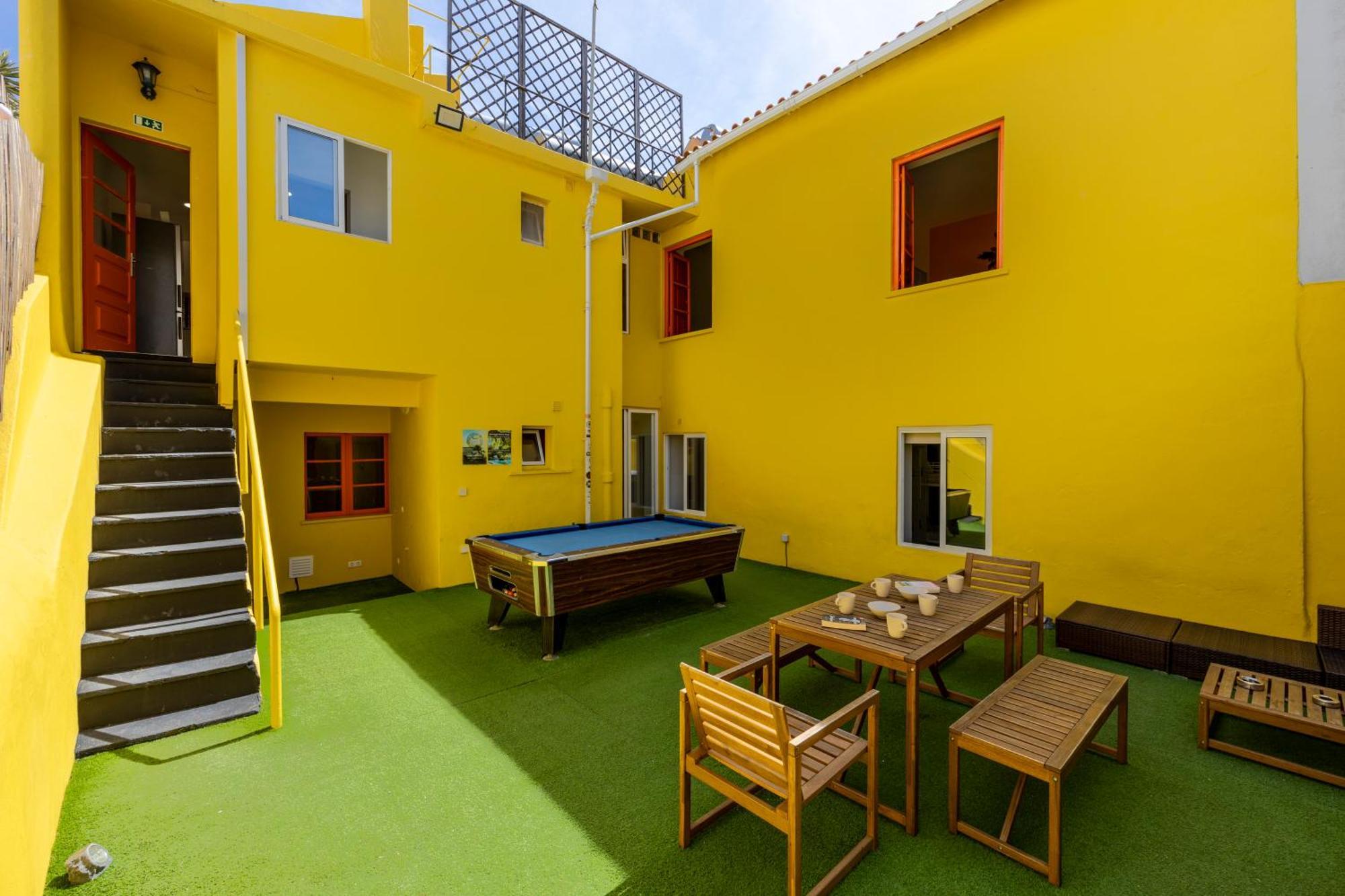 The Macarena Beach Hostel Lagos Exterior foto