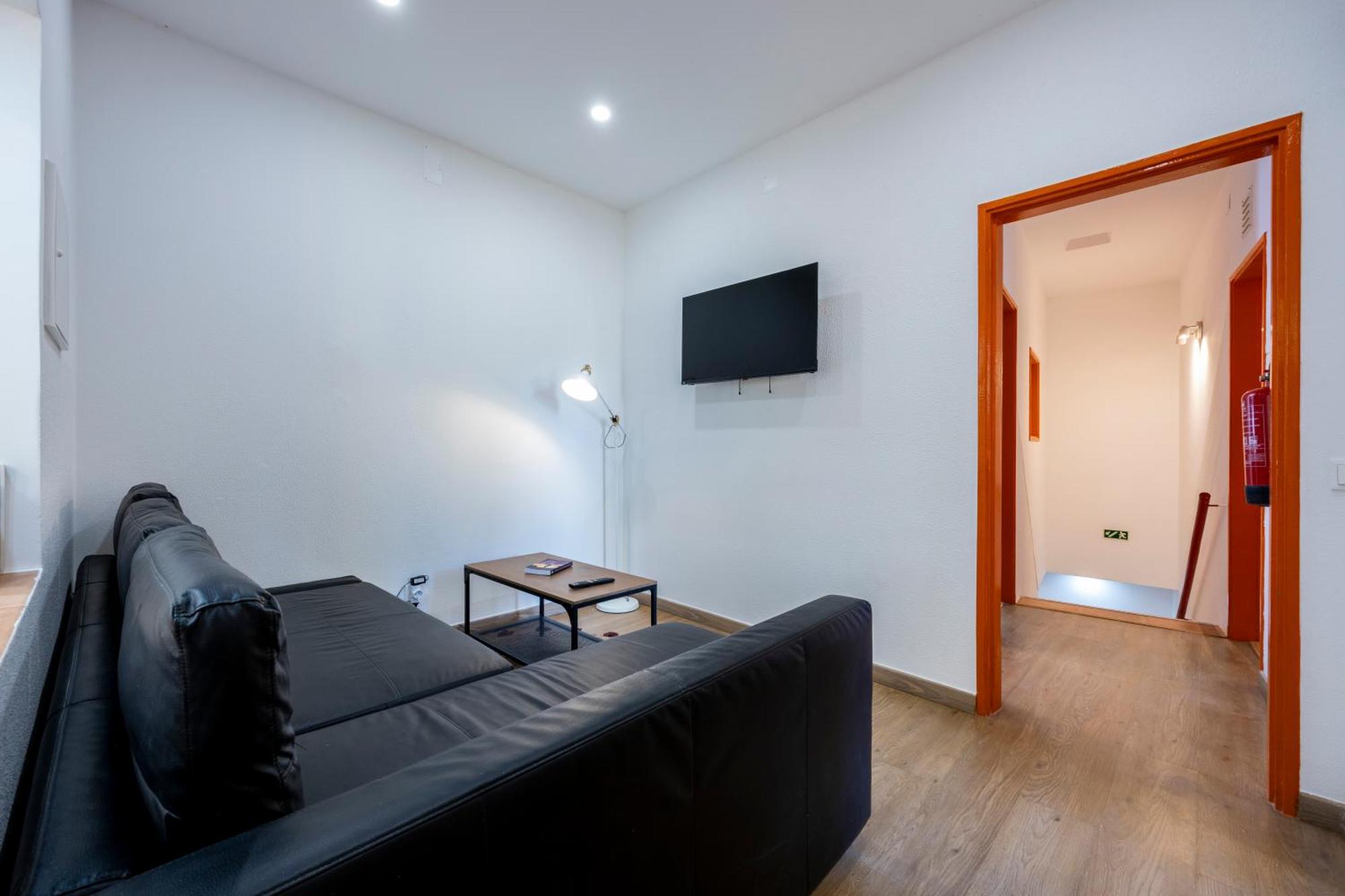The Macarena Beach Hostel Lagos Exterior foto